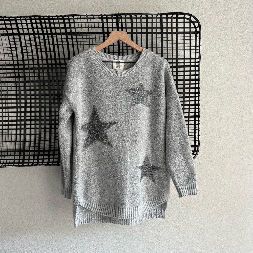 Cozy Grey Star-Print Women's Sweater